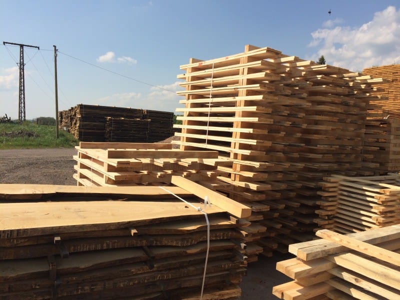 Paletten - Sägewerk - HOLZ-BARAN GmbH Paletten - Sägewerk - HOLZ-BARAN GmbH